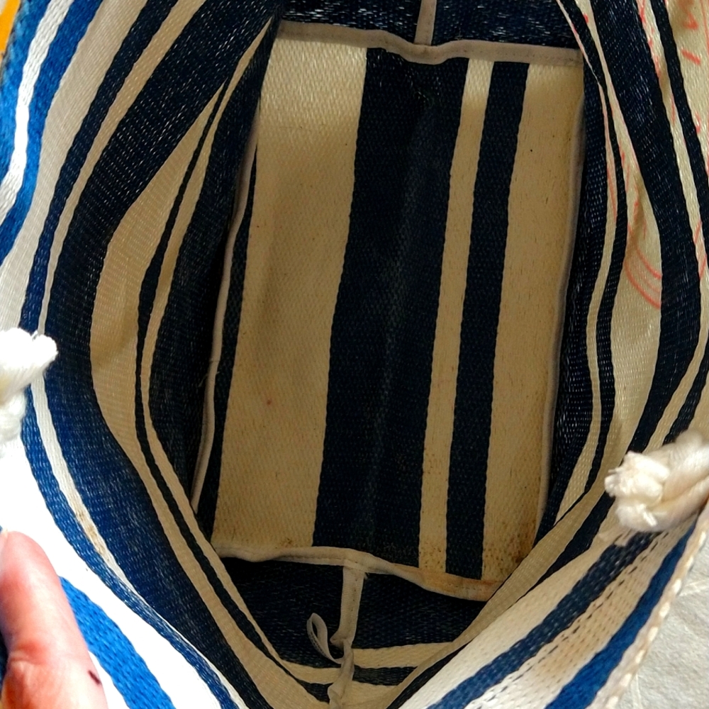 $$❤️❤️☘️Victoria's secret beach bag. - Picture 4 of 5